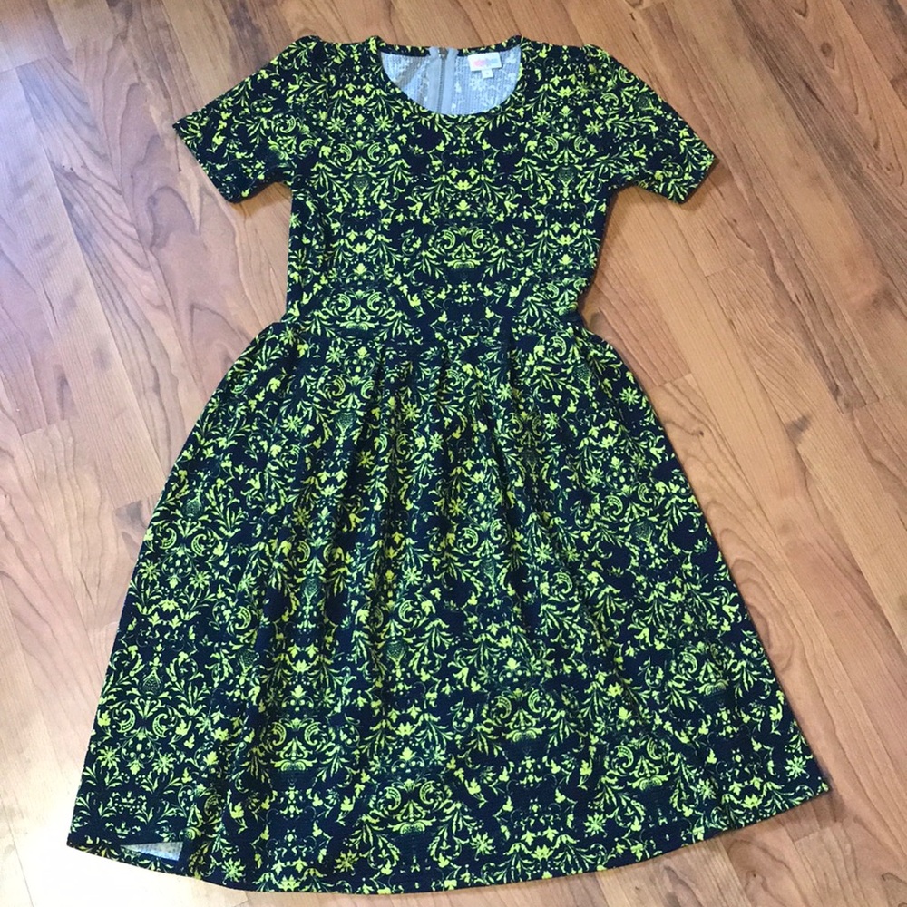 Lularoe Amelia dress
